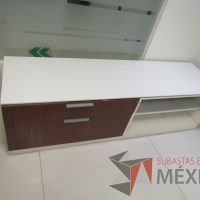 Lote 004 - Credenza color blanco Herman Miller - Imagen 7