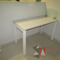 Lote 018 - Mesa de trabajo rectangular - Imagen 6