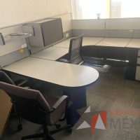 Lote 022 - Estación de trabajo para 5 personas con 8 archiveros de pedestal - Imagen 6