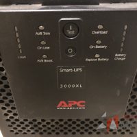 Lote 006 - NoBreack APC 3000XL - Imagen 3