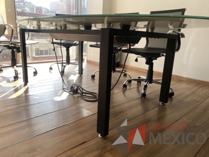 Lote 011 - Mesa de sala de juntas para 8 personas - Imagen 6