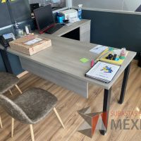 Lote 001 - Escritorio en escuadra con 1 Credenza de 2 cajones - Imagen 3