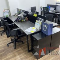 Lote 053 - Estación de trabajo para 4 personas