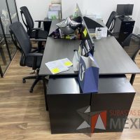Lote 053 - Estación de trabajo para 4 personas - Imagen 4
