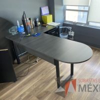 Lote 036 - Escritorio en escuadra - Imagen 2
