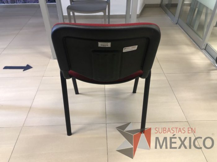 Lote 026 - Silla fija, asiento y respaldo - Imagen 4