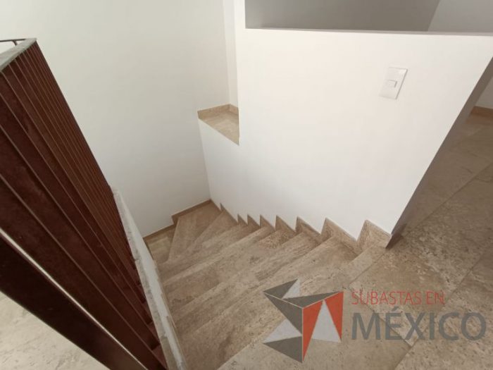 Lote 002 - Departamento de 102 m2 interiores en 2 niveles y 33.1 m2 en 2 Terrazas - Imagen 157