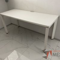 Lote 022 - Mesa de trabajo rectangular - Imagen 6