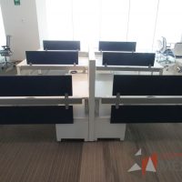 Lote 032 - Estación de trabajo para 4 personas