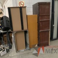 Lote 019 - Lote con varias piezas y accesorios, 2 Lockers metálicos de 3 puertas, etc... - Imagen 10