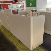 Lote 015 - Estación de trabajo para 2 personas, incluye 2 Credenzas, 2 Gabinetes Verticales y  Gavetas - Haworth - Imagen 6