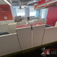 Lote 004 - Estación de trabajo para 7 personas, incluye 7 Credenzas, 7 Gabinetes Verticales y 7 Gavetas - Haworth - Imagen 6