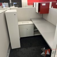 Lote 012 - Estación de trabajo para 9 personas, incluye 9 Credenzas, 9 Gabinetes Verticales y 9 Gavetas - Haworth - Imagen 10