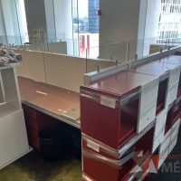 Lote 020 - Estación de trabajo para 2 personas gerencial incluye 1 Credenza, 1 Gabinete y 2 archiveros verticales - Haworth - Imagen 2