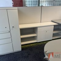 Lote 020 - Estación de trabajo para 2 personas gerencial incluye 1 Credenza, 1 Gabinete y 2 archiveros verticales - Haworth - Imagen 8