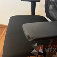 Lote 265 - Horno de microondas y 2 Sillas ejecutivas - Imagen 5