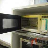 Lote 679 - Horno de microondas y 2 Sillas ejecutivas - Imagen 14