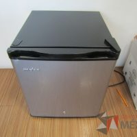Lote 407 - Frigobar marca MABE - Imagen 4