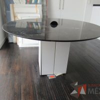 Lote 001 - Mesa de trabajo circular con cubierta tipo mármol - Imagen 5