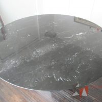 Lote 001 - Mesa de trabajo circular con cubierta tipo mármol - Imagen 10
