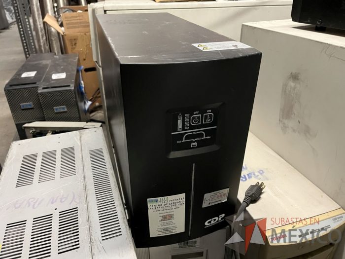 Lote 050 - 12 UPS diferentes modelos, marca GE, TOSHIBA, APC 1500 y CDP - Imagen 52