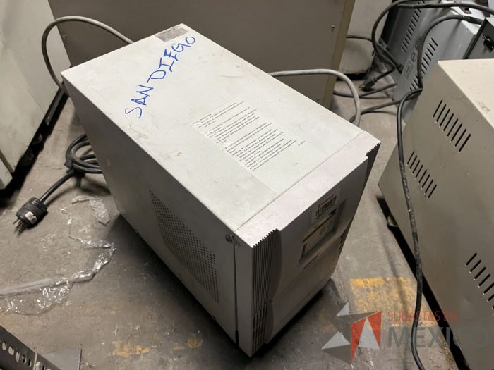 Lote 050 - 12 UPS diferentes modelos, marca GE, TOSHIBA, APC 1500 y CDP - Imagen 24