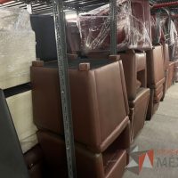 Lote 051 - 56 Sillones de 1 plaza tipo piel diferentes colores - Imagen 57