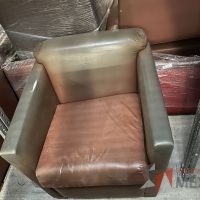 Lote 051 - 56 Sillones de 1 plaza tipo piel diferentes colores - Imagen 28