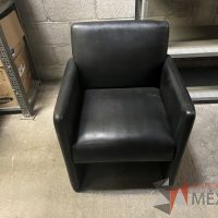 Lote 051 - 56 Sillones de 1 plaza tipo piel diferentes colores - Imagen 33