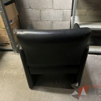 Lote 051 - 56 Sillones de 1 plaza tipo piel diferentes colores - Imagen 34