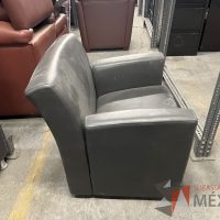 Lote 051 - 56 Sillones de 1 plaza tipo piel diferentes colores - Imagen 4