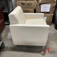 Lote 051 - 56 Sillones de 1 plaza tipo piel diferentes colores - Imagen 38