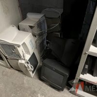 Lote 074 - 300 Pantallas Ti sin base, marca: Lenovo, View Sonic y Dell - Imagen 2