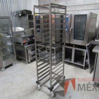 Lote 026 - Rack para poner charolas - Imagen 2