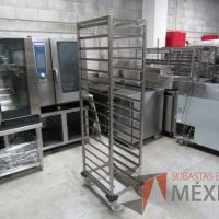 Lote 026 - Rack para poner charolas - Imagen 5