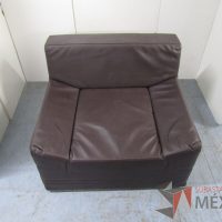 Lote 003 - Sillón de 1 plaza tipo piel color café - Imagen 7