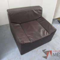 Lote 003 - Sillón de 1 plaza tipo piel color café - Imagen 3