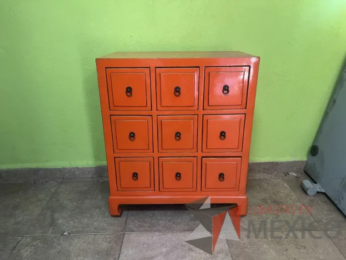 Lote 002 - Gabinete de 9 cajones color naranja