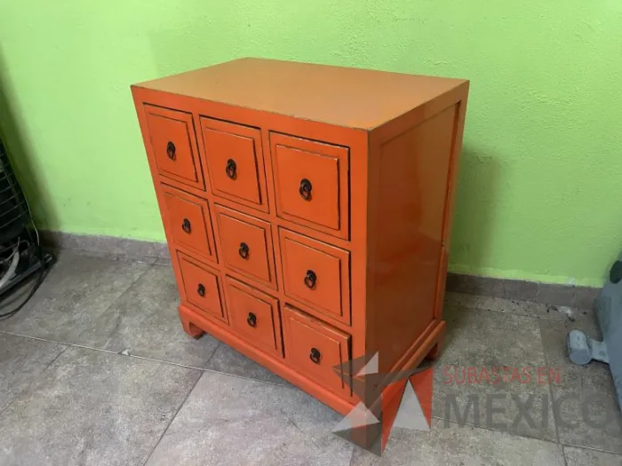 Lote 002 - Gabinete de 9 cajones color naranja - Imagen 2