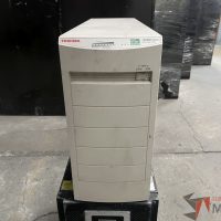 Lote 061 - 5 Servidores, 11 Gateway, 12 Rack de comunicasiones, 4 Gabinetes metálicos y 22 Ups de diferentes modelos y marcas - Imagen 9