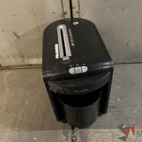 Lote 036 - 10 Trituradoras de papel de diferentes modelos y marcas - Imagen 18