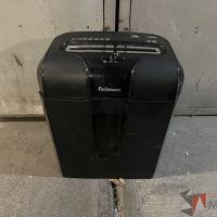 Lote 037 - 9 Trituradoras de papel de diferentes modelos y marcas
