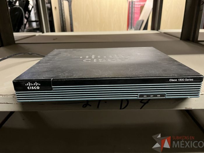 Lote 053 - 3 Router, 32 Teléfonos IP, 8 Firewall, etc... - Imagen 6