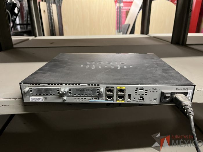 Lote 053 - 3 Router, 32 Teléfonos IP, 8 Firewall, etc... - Imagen 11