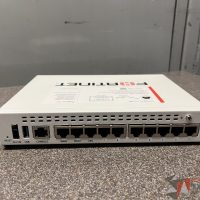Lote 053 - 3 Router, 32 Teléfonos IP, 8 Firewall, etc... - Imagen 36
