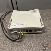 Lote 053 - 3 Router, 32 Teléfonos IP, 8 Firewall, etc... - Imagen 41