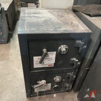 Lote 001 - 9 Cajas fuertes de doble compartimiento
