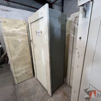 Lote 002 - 35 Puertas blindadas, 1 Esclusa y  69 Carcasas para cámara - Imagen 10