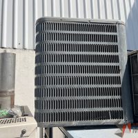 Lote 054 - 5 Unidades Fan Coil y 1 Condensadora - Imagen 4