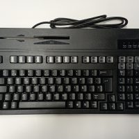 Lote 005 - Teclado con lector de banda magnética Unitech - Nuevo